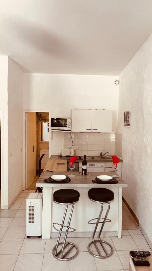 So'Conciergerie -Studio Situe Dans Le Centre Ville Каси Екстериор снимка